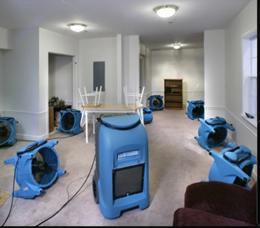 Air movers and dehumidifier setup for Water Extraction & Removal in Ottumwa